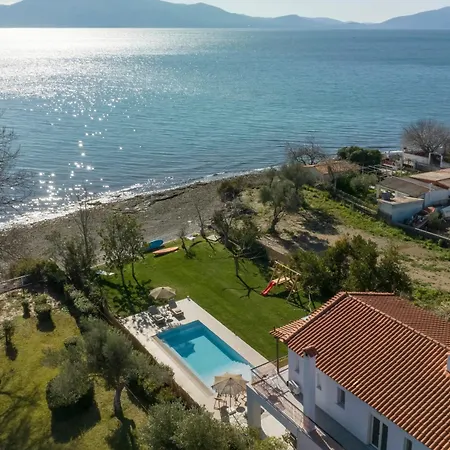 Villa The Italian Evia Politiká
